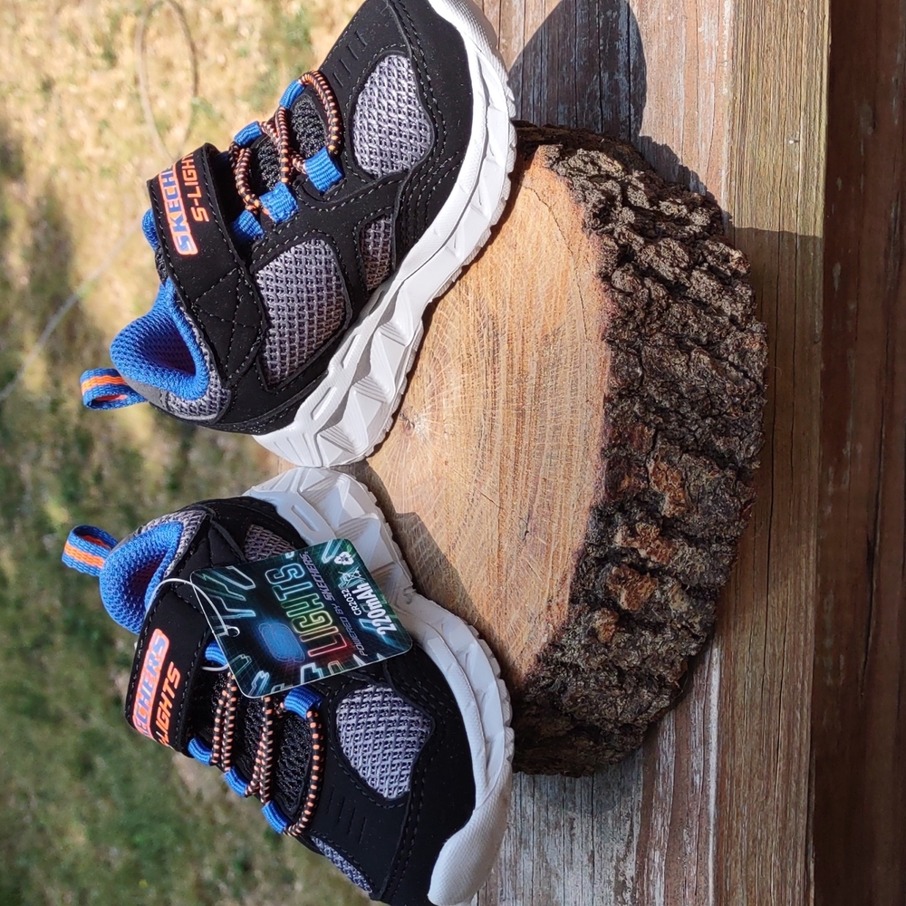 Boys Sketchers S-Lights Shoes Brand New Size 4